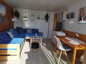 Fewo 5 mit Terrasse, Parkplatz, Fahrradgarage, Trampolin, Tischtennis